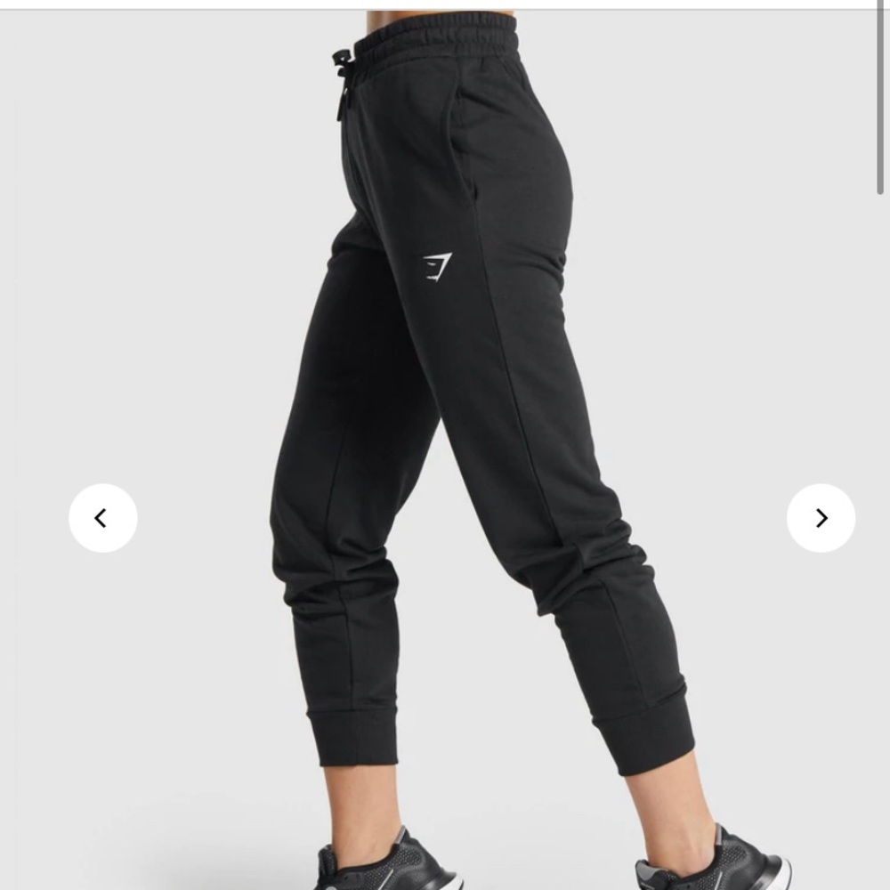GYMSHARK training joggers small